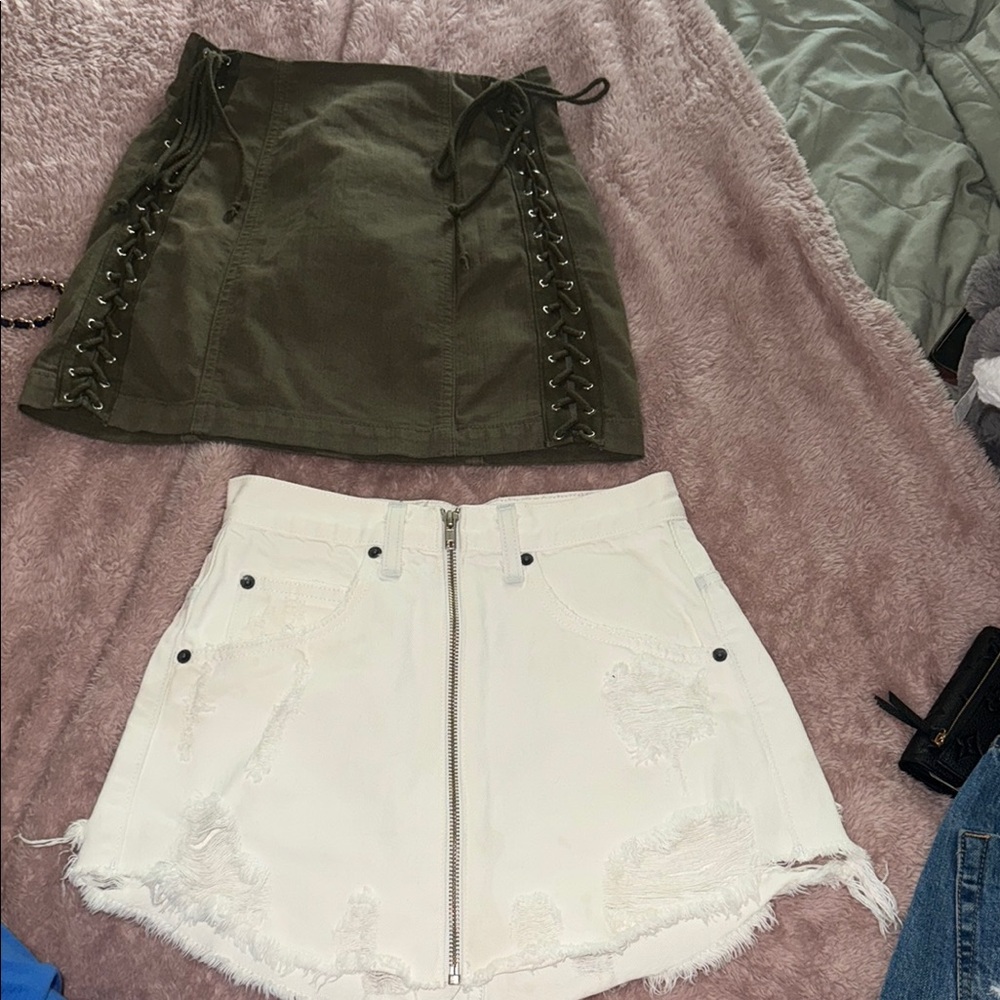 Carmar Olive lace up and White zipper Mini Skirts